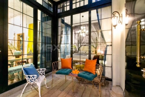 Old Lane House On Yanan Middle Road 2bedroom 100sqm ¥28,000 PRS2938