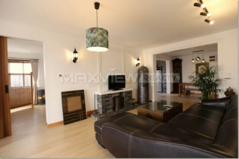 Apartment On Zhenning Road 3bedroom 200sqm ¥27,000 PRS2973