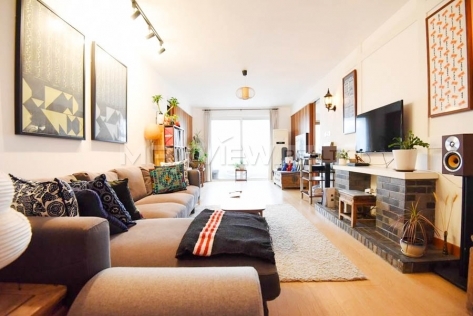 Apartment On Zhenning Road 3bedroom 200sqm ¥28,000 PRS3539