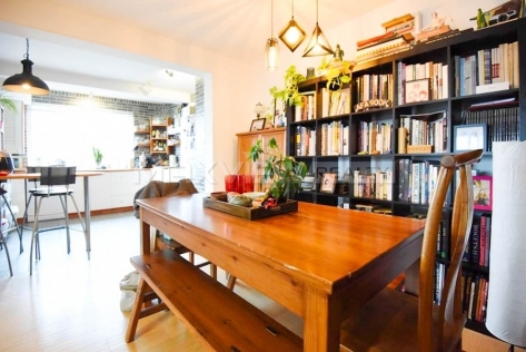 Apartment On Zhenning Road 3bedroom 200sqm ¥28,000 PRS3539