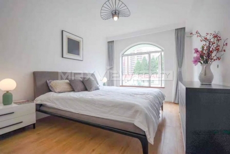 Apartment On Taixing Road 4bedroom 200sqm ¥36,000 PRS3989