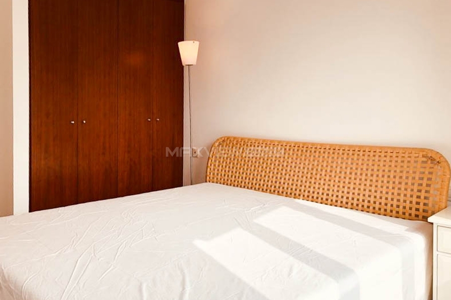 Jing’an Four Seasons 1bedroom 77sqm ¥19,000 PRS3999