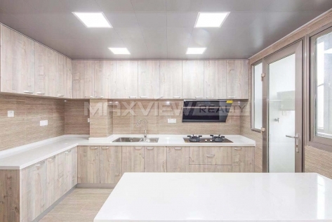 Lakeville at Xintiandi penthouse with 80sqm roof terrace 3bedroom 215sqm ¥45,000 PRS16195
