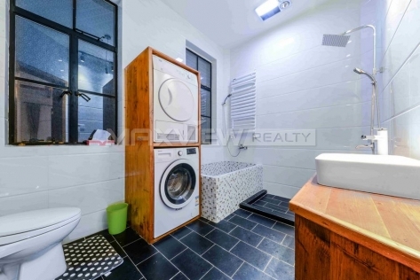 Old Apartment On Yuyuan Road 2bedroom 90sqm ¥21,000 PRS5031