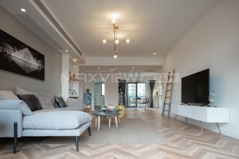 Datong Garden 4bedroom 200sqm ¥28,000 PRS5271