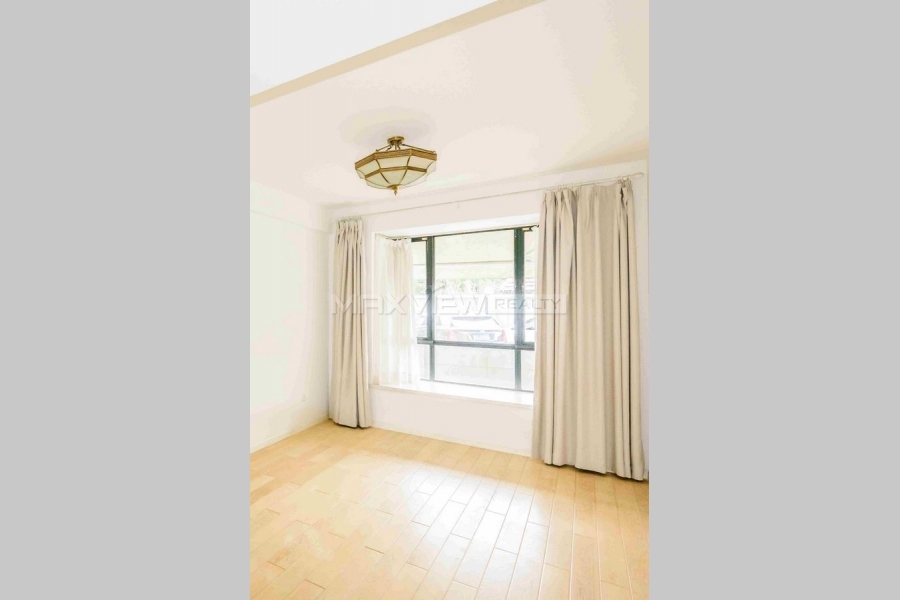 Apartment On Gaoyou Road 3bedroom 168sqm ¥31,000 PRS6009