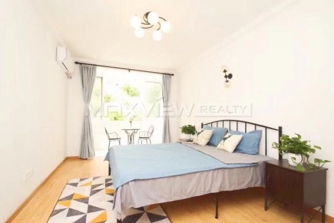 Old Apartment On Yanan West  Road 2bedroom 100sqm ¥12,800 PRS6196