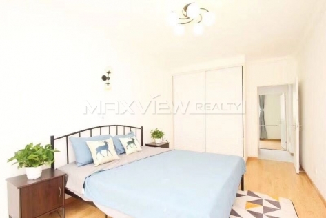 Old Apartment On Yanan West  Road 2bedroom 100sqm ¥12,800 PRS6196