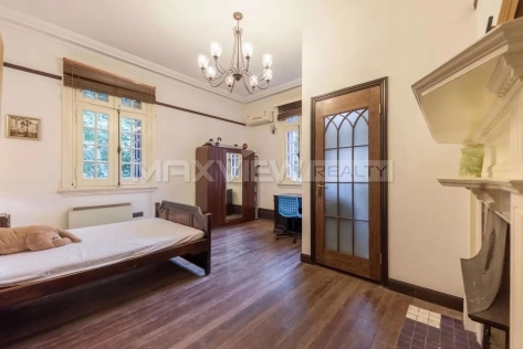 Old Garden House On Fuxing Middle Road 2bedroom 160sqm ¥28,000 PRS6182