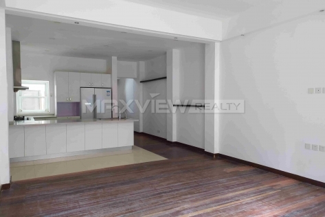 Old Lane House on Tianping Road 4bedroom 200sqm ¥45,000 PRY6013
