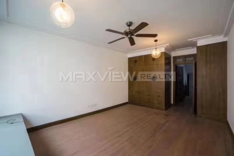 Old Lane House on Shaanxi N Rd 3bedroom 150sqm ¥28,000 PRY6029