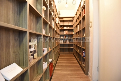 Old Garden House On Wulumuqi Middle Road 3bedroom 200sqm ¥42,000 PRS7003