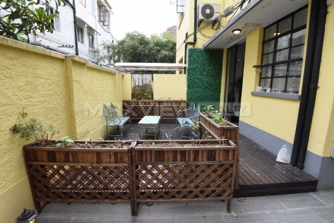 Old Garden House On Wulumuqi Middle Road 3bedroom 200sqm ¥42,000 PRS7003