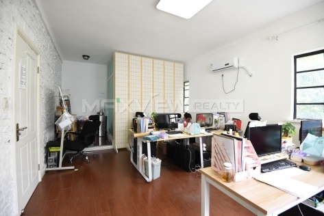 Old Garden House On Wulumuqi Middle Road 3bedroom 200sqm ¥42,000 PRS7003