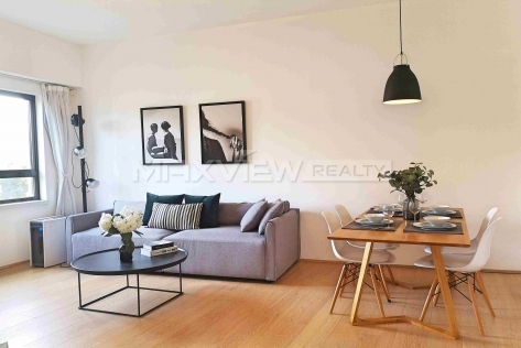 Apartment On HengshanRoad 2bedroom 90sqm ¥26,000 PRS9035