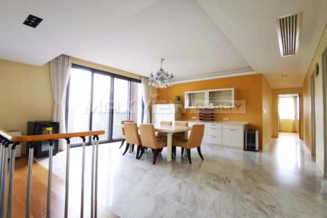 Lakeside Ville Apartment 4br 335sqm in Huqingping Minhang | 湖畔佳苑公寓 4bedroom 335sqm ¥35,000 SHA17276
