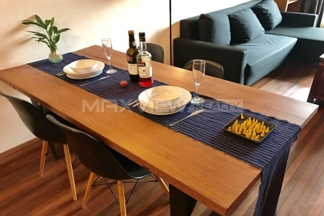 Old Apartment On Huaihai Middle Road 1bedroom 100sqm ¥18,000 SHL17307