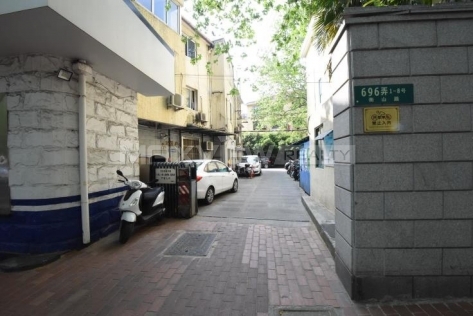 Hengshan Road | 衡山路 1bedroom 50sqm ¥12,000 SHL17393