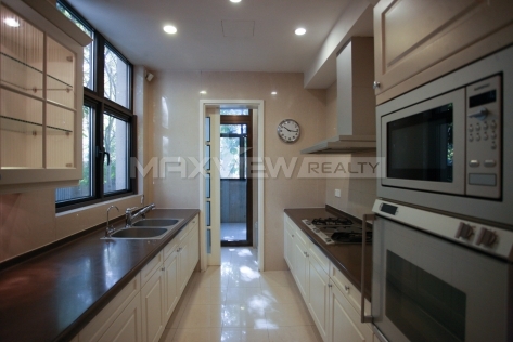 Lakeville Regency Triplex Apartment with Private Garden 3bedroom 324sqm ¥100,000 PRY6101