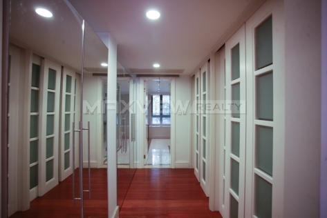 Lakeville Regency Triplex Apartment with Private Garden 3bedroom 324sqm ¥100,000 PRY6101