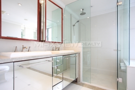 Lakeville Regency High Floor 4-Bedroom Apartment with Fantastic City View  4bedroom 291sqm ¥75,000 PRY6102