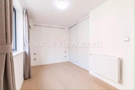 Old Apartment On Xiangyang South Road 4bedroom 168sqm ¥40,000 PRS10037