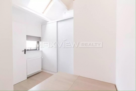Old Apartment On Xiangyang South Road 4bedroom 168sqm ¥40,000 PRS10037