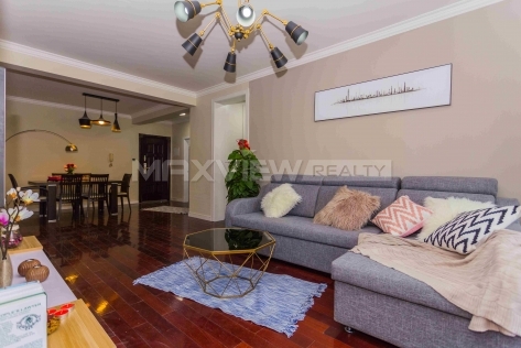 Weihai Garden 3bedroom 135sqm ¥16,000 PRY9017