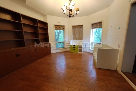 Violet Country Villa 4bedroom 274sqm ¥50,000 PRD0015