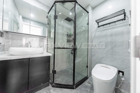 Nan Cao Ping Hua Yuan 3br 250sqm in Downtown | 南草坪花园 3bedroom 250sqm ¥35,800 SHA19351