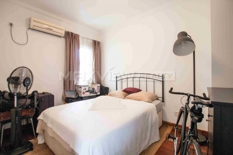 Chang Le Lu Wu Lu Mu Qi Zhong Lu | 长乐路乌鲁木齐中路 3bedroom 180sqm ¥38,000 SHL19397