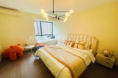 Shanghai Garden 3br 153sqm in Lujiazui | 上海滩花园洋房 3bedroom 153sqm ¥27,800 SHA19656