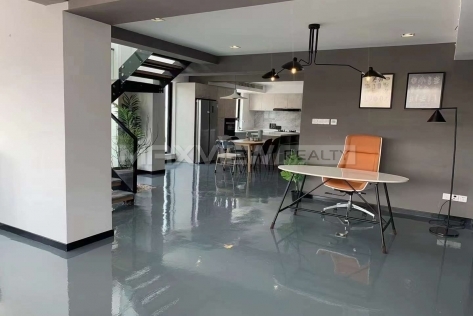 Zhong Hua Da Sha | 中华大厦 4bedroom 300sqm ¥72,000 SHA19880