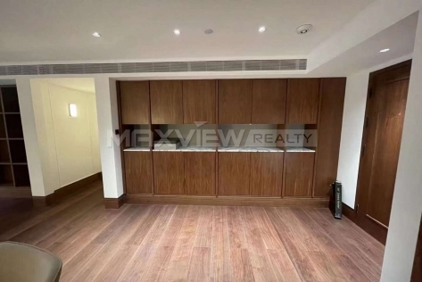 Old Apartment On Wulumuqi South Road 2bedroom 140sqm ¥40,000 PRS19956