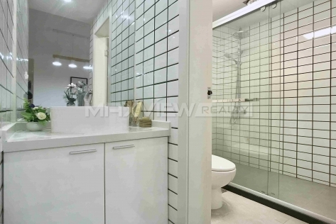 East Huaihai Apartment | 东淮海公寓 3bedroom 150sqm ¥24,600 SHA20002