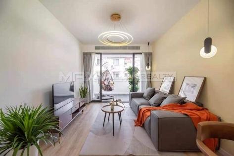 Chang Ning Road | 长宁路 1bedroom 65sqm ¥13,800 SHL20010