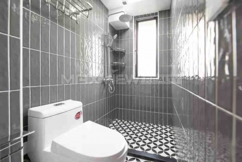 Chang Ning Road | 长宁路 1bedroom 65sqm ¥13,800 SHL20010