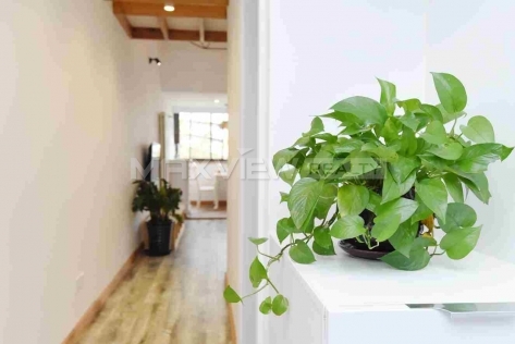 Old Lane House on Nanjing West Road 2bedroom 110sqm ¥18,000 PRY20174
