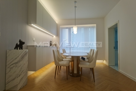 Shi Lin Hua Yuan 3br 220sqm in Downtown | 士林华苑 3bedroom 220sqm ¥38,800 SHA20212