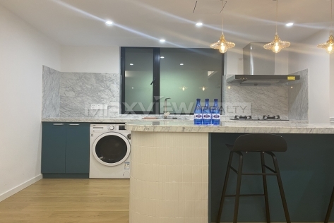 Shiye Apartment 3br 100sqm in Xujiahui | 实业公寓 3bedroom 100sqm ¥19,500 SHA20253