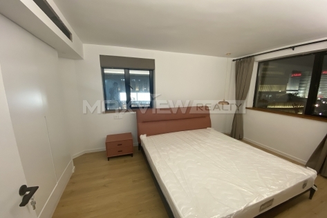 Shiye Apartment 3br 100sqm in Xujiahui | 实业公寓 3bedroom 100sqm ¥19,500 SHA20253
