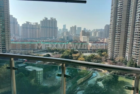 Rui Hong Xin Cheng 3br 120sqm in Gubei | 瑞虹新城 3bedroom 120sqm ¥16,000 SHA20267