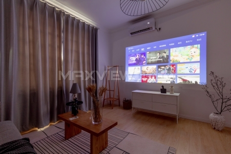 Old Apartment  on Nanjing W. Rd 2bedroom 100sqm ¥18,000 PRH06016