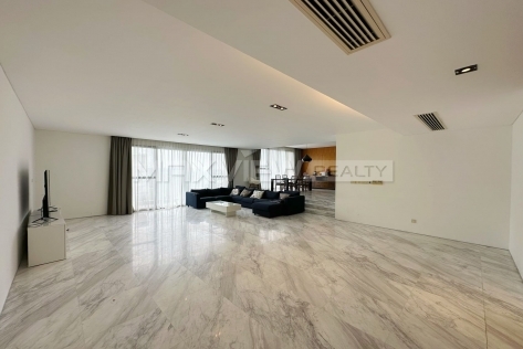 Lakeside Ville Apartment 4bedroom 340sqm ¥40,000 PRH0107