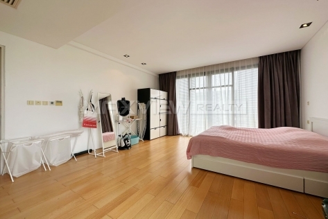 Lakeside Ville Apartment 4bedroom 340sqm ¥40,000 PRH0107