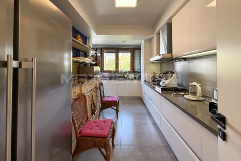 Shi Ji Hong Yuan 4bedroom 300sqm ¥60,000 PRF0050
