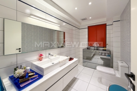Shi Ji Hong Yuan 4bedroom 300sqm ¥60,000 PRF0050