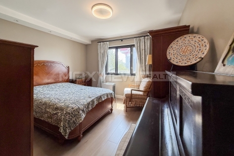 Shi Ji Hong Yuan 4bedroom 300sqm ¥60,000 PRF0050