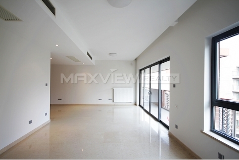 Fantastic unfirnished apartment in Sinan Mansion for rent in Shanghai