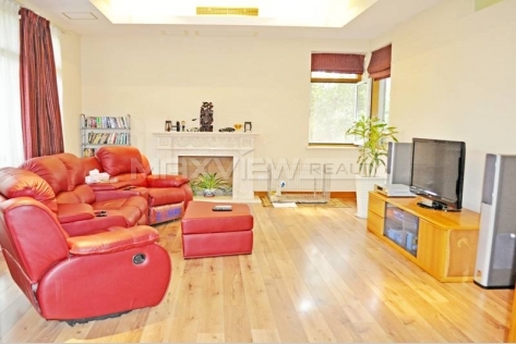 Rent a spacious house in Xijiao Hua Cheng Villa